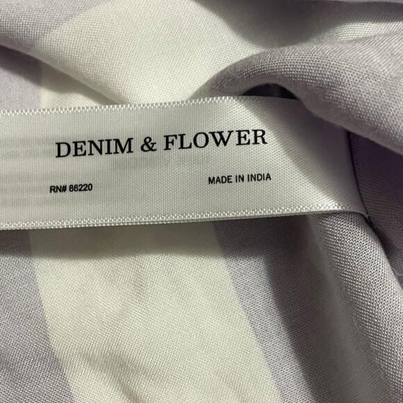 Denim & Flower Mens Button Up Shirt Size Large Purple White Stripes Short Sleeve - Picture 8 of 12